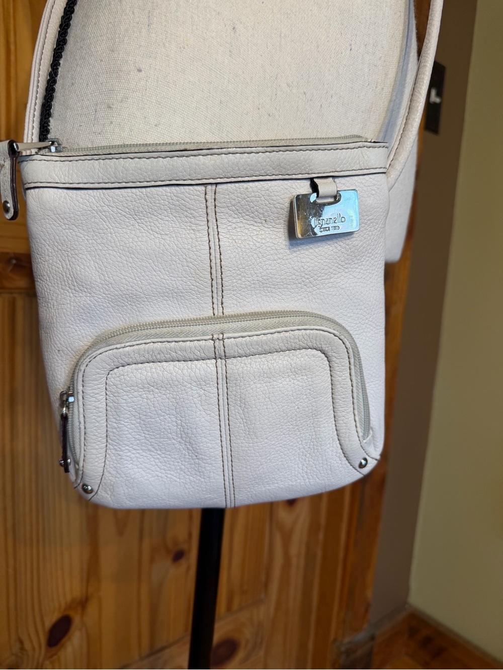 Tignanelo White Pebbled Leather Crossbody Bag
